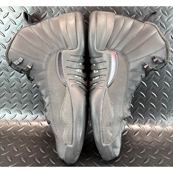 Jordan 12 Retro Winter Black BQ6851-001 Mens Basketball sneakers size 10 - Picture 7 of 9